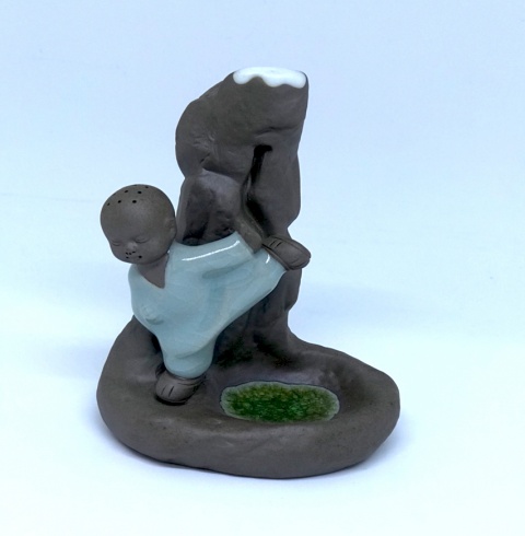 CHÚ TIỂU ÁO TRẮNG